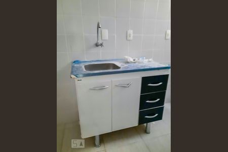 Cozinha de kitnet/studio à venda com 1 quarto, 28m² em Taboão, São Bernardo do Campo