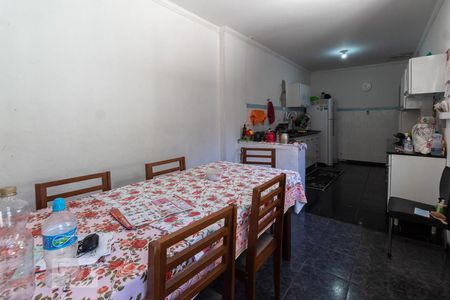 Casa à venda com 80m², 3 quartos e 1 vaga Casa à venda com 80m², 3 quartos e 1 vagaCozinha