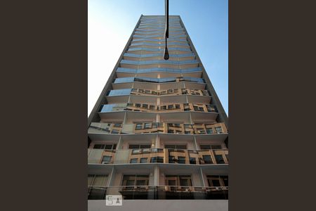 Apartamento à venda com 23m², 1 quarto e sem vaga Apartamento à venda com 23m², 1 quarto e sem vagaFachada