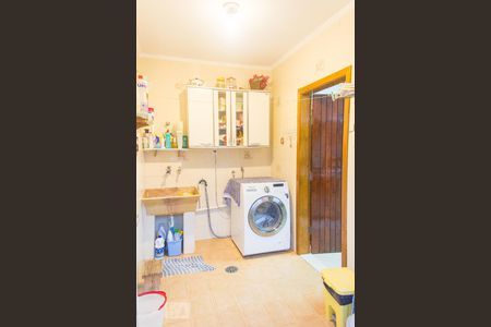 Casa à venda com 200m², 3 quartos e 5 vagasÁrea de Serviço