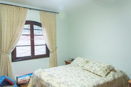 Casa à venda com 200m², 3 quartos e 5 vagasSuíte