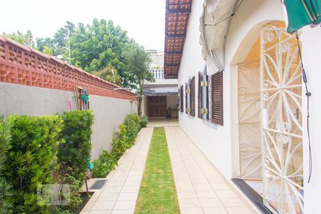Casa à venda com 200m², 3 quartos e 5 vagasQuintal/Garagem