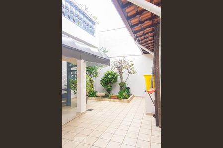 Casa à venda com 200m², 3 quartos e 5 vagasQuintal/Garagem