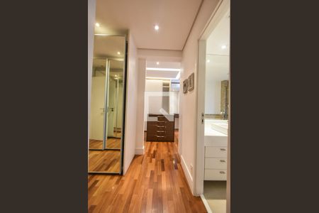 Apartamento à venda com 202m², 3 quartos e 4 vagasCloset Suíte Master