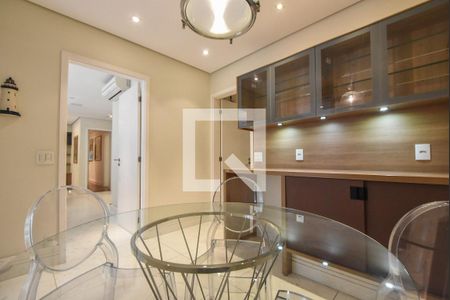 Apartamento à venda com 202m², 3 quartos e 4 vagasSala de Refeições