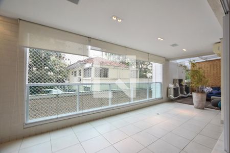 Apartamento à venda com 202m², 3 quartos e 4 vagasVaranda Gourmet