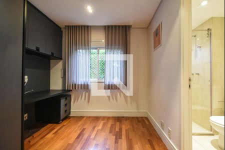 Apartamento à venda com 202m², 3 quartos e 4 vagasSuite 02