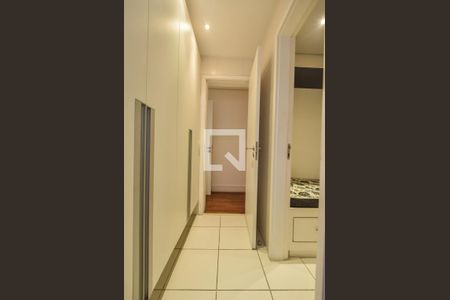 Apartamento à venda com 202m², 3 quartos e 4 vagasQuarto de Serviços