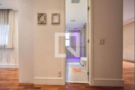 Apartamento à venda com 202m², 3 quartos e 4 vagasSuíte Master 01