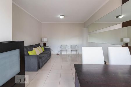 Sala de apartamento à venda com 2 quartos, 64m² em Vila Nova Conceição, São Paulo