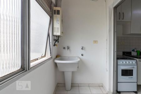 Apartamento à venda com 64m², 2 quartos e 1 vaga Apartamento à venda com 64m², 2 quartos e 1 vagaArea de Serviço