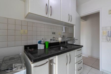 Apartamento à venda com 64m², 2 quartos e 1 vaga Apartamento à venda com 64m², 2 quartos e 1 vagaCozinha