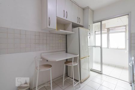 Apartamento à venda com 64m², 2 quartos e 1 vaga Apartamento à venda com 64m², 2 quartos e 1 vagaCozinha