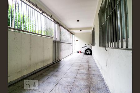 Casa à venda com 232m², 3 quartos e 3 vagas Casa à venda com 232m², 3 quartos e 3 vagasGaragem