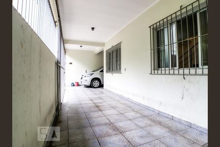 Casa à venda com 232m², 3 quartos e 3 vagas Casa à venda com 232m², 3 quartos e 3 vagasGaragem