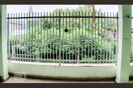 Casa à venda com 232m², 3 quartos e 3 vagas Casa à venda com 232m², 3 quartos e 3 vagasVista Quarto 2