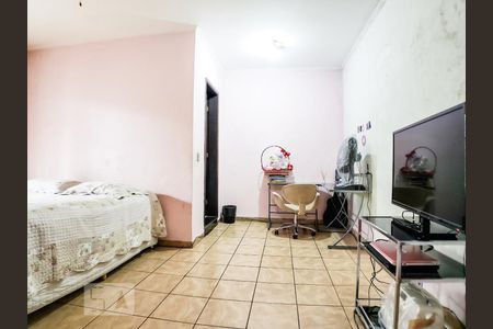 Casa à venda com 232m², 3 quartos e 3 vagas Casa à venda com 232m², 3 quartos e 3 vagasQuarto 3