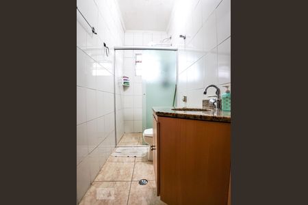 Casa à venda com 232m², 3 quartos e 3 vagas Casa à venda com 232m², 3 quartos e 3 vagasBanheiro