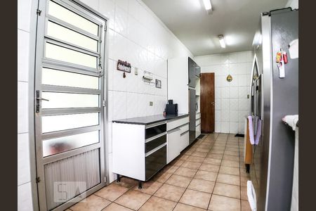 Casa à venda com 232m², 3 quartos e 3 vagas Casa à venda com 232m², 3 quartos e 3 vagasCozinha