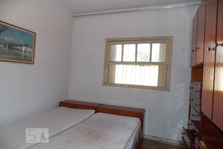 Casa à venda com 200m², 4 quartos e 3 vagas Casa à venda com 200m², 4 quartos e 3 vagasQuarto 3