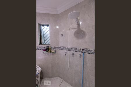 Casa à venda com 357m², 4 quartos e 4 vagasBanheiro Quarto 4