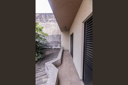 Casa à venda com 357m², 4 quartos e 4 vagasVaranda Quarto 2 e 3
