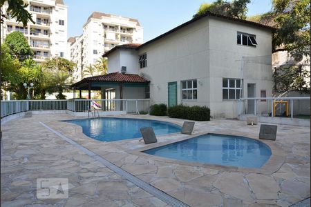 Apartamento à venda com 85m², 3 quartos e 1 vagaÁrea comum - Piscina