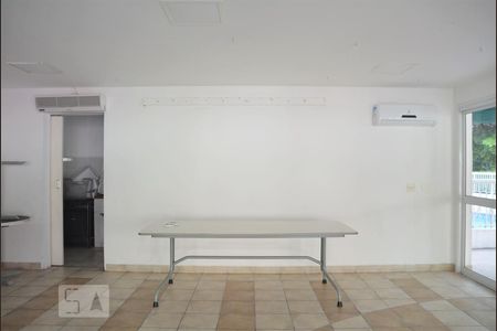 Apartamento à venda com 85m², 3 quartos e 1 vagaÁrea comum - Salão de festas