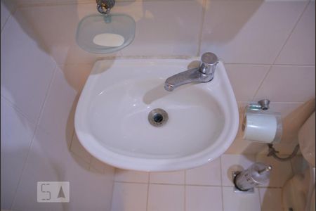 Apartamento à venda com 85m², 3 quartos e 1 vagaBanheiro da Suíte 1 - Torneira