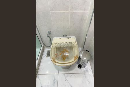 Apartamento para alugar com 184m², 3 quartos e 2 vagasBanheiro