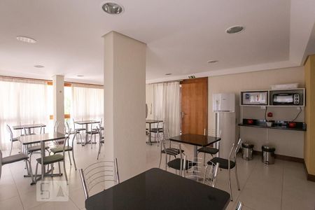 Apartamento à venda com 66m², 2 quartos e 1 vagaÁrea comum - Salão de festas