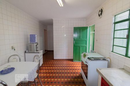 Casa à venda com 195m², 3 quartos e 2 vagas Casa à venda com 195m², 3 quartos e 2 vagasCozinha