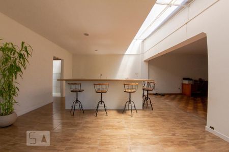 Casa à venda com 400m², 4 quartos e 2 vagasCozinha do Segundo Pavimento