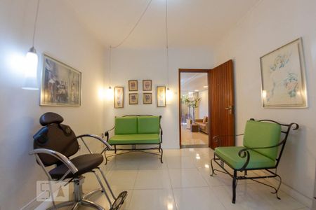 Casa à venda com 400m², 4 quartos e 2 vagasEscritório