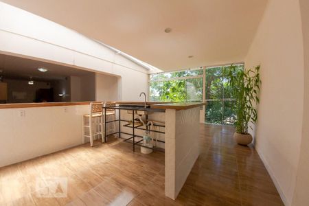 Casa à venda com 400m², 4 quartos e 2 vagasCozinha do Segundo Pavimento