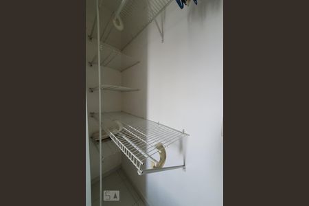 Apartamento à venda com 33m², 1 quarto e 1 vaga