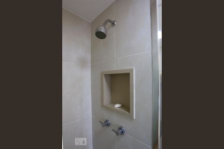 Apartamento à venda com 67m², 2 quartos e 2 vagasBanheiro do Corredor