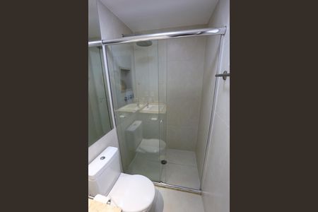 Apartamento à venda com 67m², 2 quartos e 2 vagasBanheiro da Suíte