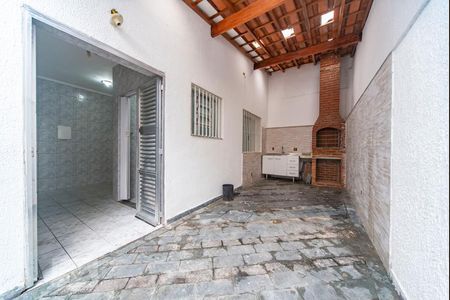 Casa à venda com 180m², 3 quartos e 5 vagasChurrasqueira e Quintal