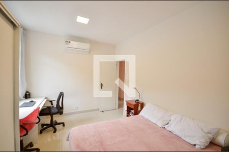 Apartamento à venda com 336m², 4 quartos e 2 vagasQuarto 2