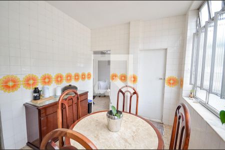 Apartamento à venda com 336m², 4 quartos e 2 vagasCozinha