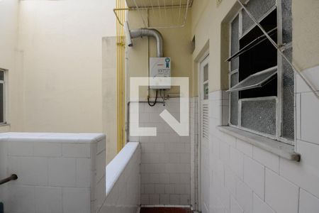 Apartamento à venda com 75m², 3 quartos e sem vagaÁrea de Serviço
