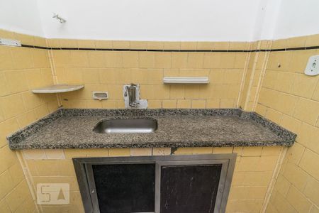 Apartamento à venda com 65m², 2 quartos e sem vagaCozinha