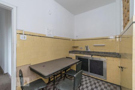 Apartamento à venda com 65m², 2 quartos e sem vagaCozinha