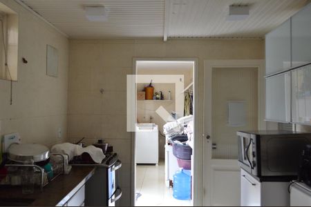 Casa para alugar com 650m², 6 quartos e 6 vagasCozinha