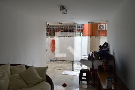 Casa para alugar com 650m², 6 quartos e 6 vagasCorredor