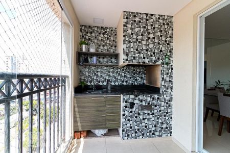 Varanda gourmet - churrasqueira e pia de apartamento para alugar com 2 quartos, 93m² em Centro, Guarulhos