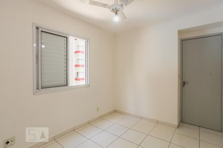 Apartamento à venda com 80m², 3 quartos e 2 vagas Apartamento à venda com 80m², 3 quartos e 2 vagasQuarto 3