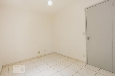 Apartamento à venda com 80m², 3 quartos e 2 vagas Apartamento à venda com 80m², 3 quartos e 2 vagasQuarto 1