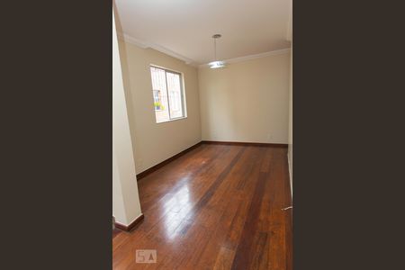 Sala de apartamento para alugar com 3 quartos, 85m² em Buritis, Belo Horizonte